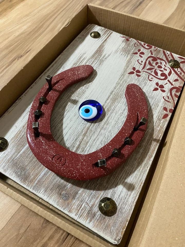 At Nalı Duvar Anahtarlık - 3