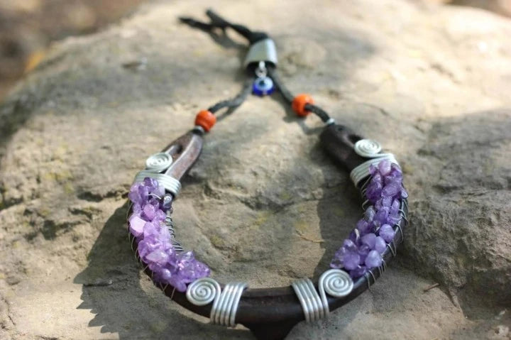 Decorative Horseshoe with Amethyst Natural Stone